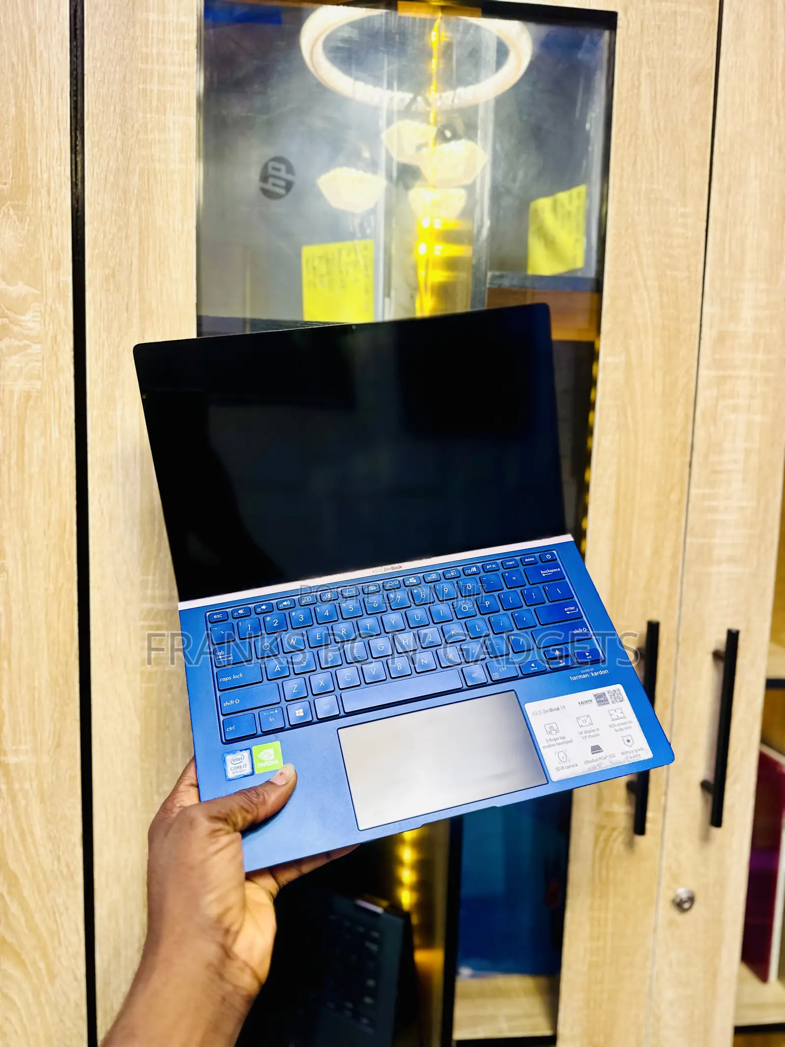 Laptop Asus ZenBook Flip 14 UX461UA 16GB Intel Core i7 SSD 256GB