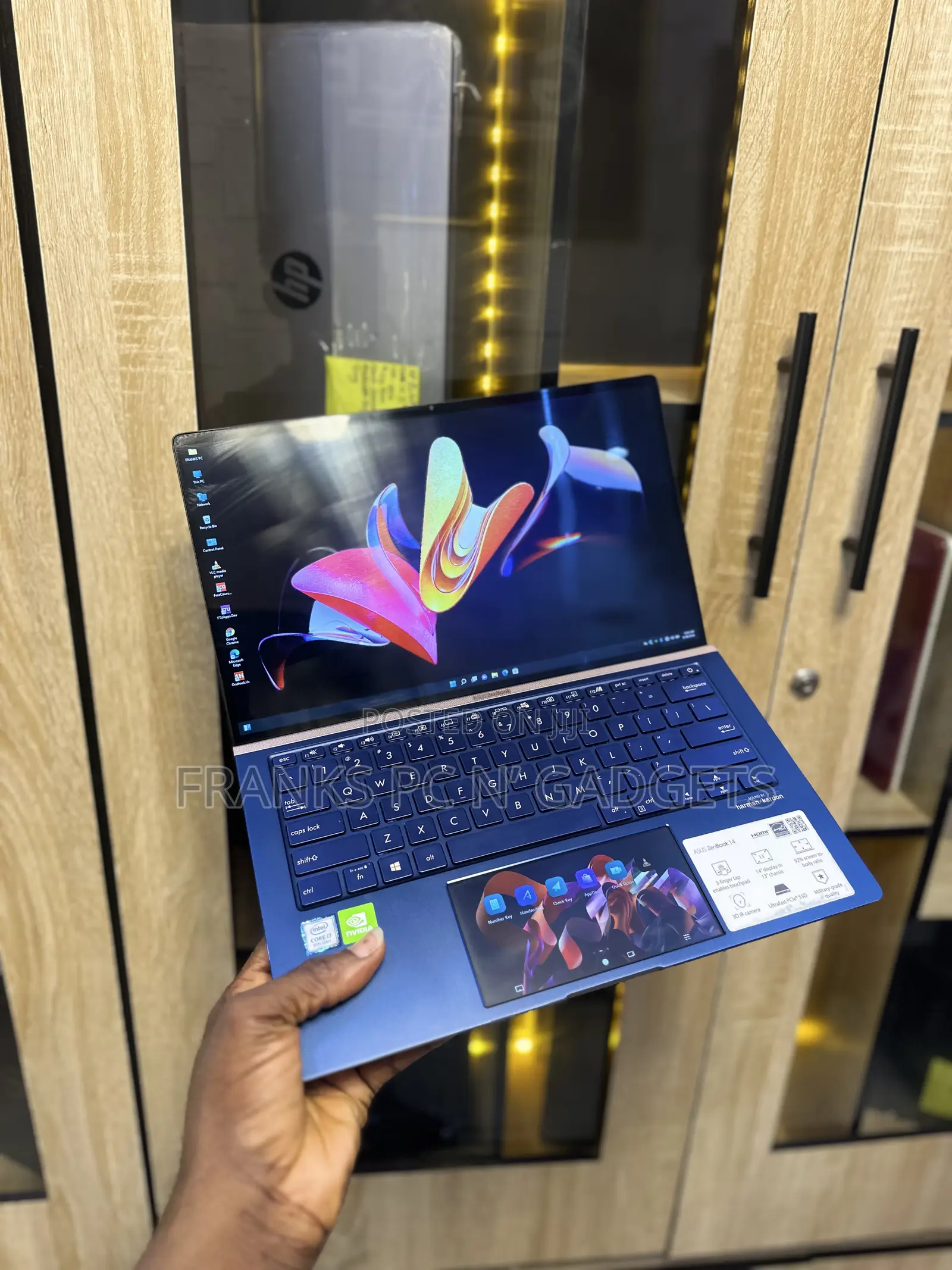 Laptop Asus ZenBook Flip 14 UX461UA 16GB Intel Core i7 SSD 256GB