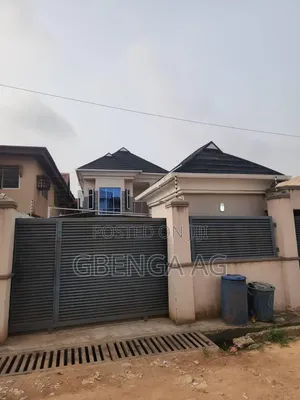 Furnished 6bdrm Duplex in Iroko Estate Isheri for sale