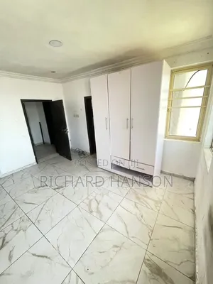 1bdrm Shared Apartment in Not Mini Flat, Chevron for rent