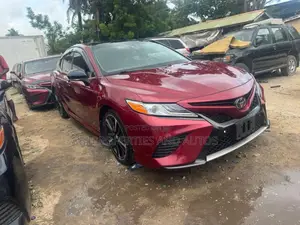 Toyota Camry XSE V6 FWD (3.5L 6cyl 8AM) 2018