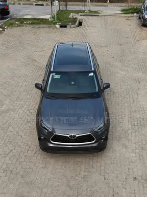 Toyota Highlander XLE AWD 2023 Black