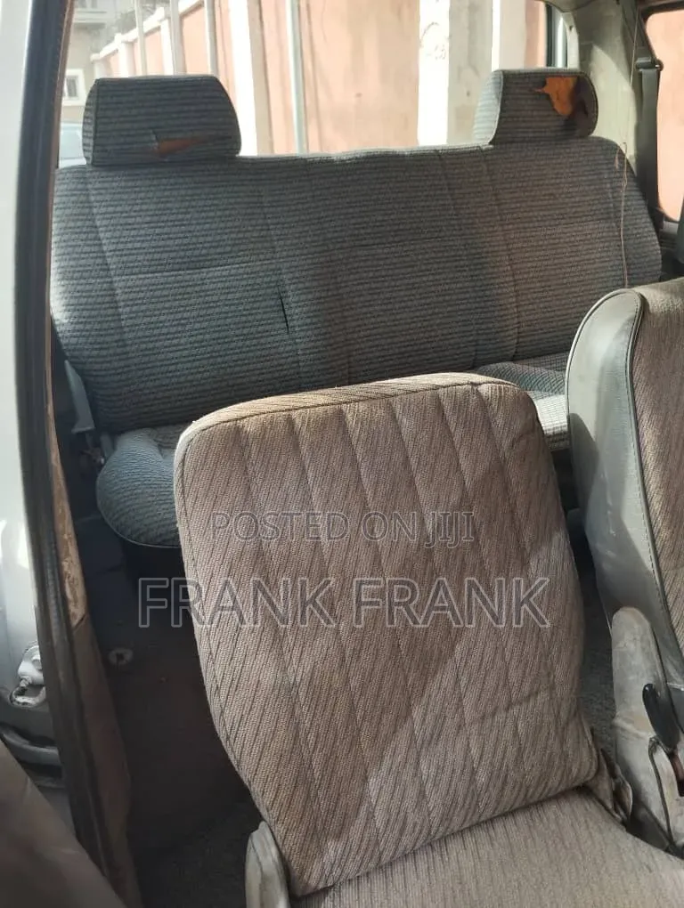 Mitsubishi L300 2000 White