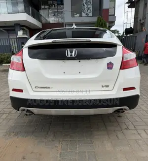Honda Crosstour 2015 White