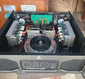 Power Amplifier (20 Transistors, 6 Capacitors, Big Transformer)