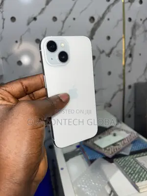 Apple iPhone 15 128 GB White