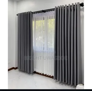 Curtains/Window Blinds