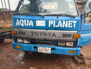 Very Clean Toyota Dyna 150