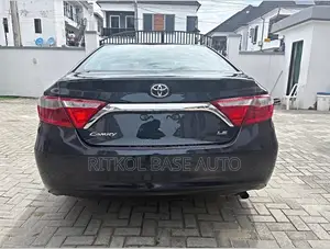 Toyota Camry LE 4dr Sedan (2.5L 4cyl 6A) 2015 Black