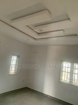 2bdrm Block of Flats in Ile Anu Church, Akala Express for rent