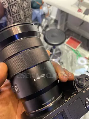 Sony A6400 Mirrorless Camera + Sony 18-105mm F4 G Oss Lens Used