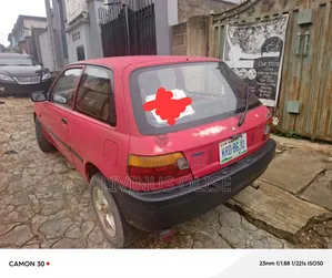 Toyota Starlet 1999 Red
