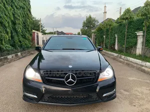 Mercedes-Benz C300 Luxury 4Matic Sedan AWD (3.5L 6cyl 7A) 2013 Black