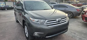 Toyota Highlander SE 2012 Green