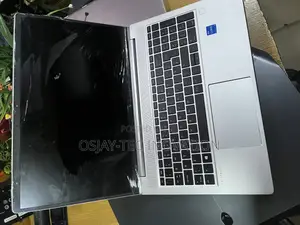 Laptop HP EliteBook 655 G9 16GB Intel Core i5 SSD 256GB
