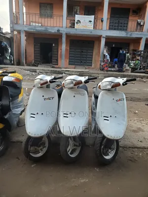 Honda 2023 White