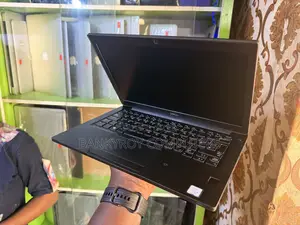 Laptop Dell Latitude 7390 8GB Intel Core i5 SSD 256GB