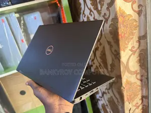 Laptop Dell Latitude 7390 8GB Intel Core i5 SSD 256GB