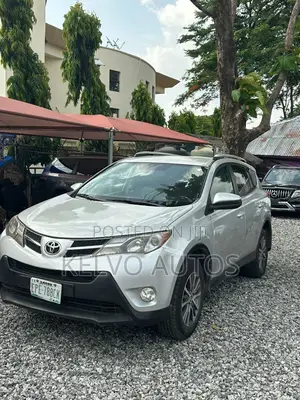 Toyota RAV4 2014 Silver