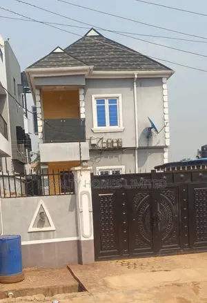 4bdrm Duplex in Berger for sale