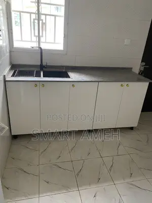 2bdrm Block of Flats in Crown Community 2, Dawaki for rent