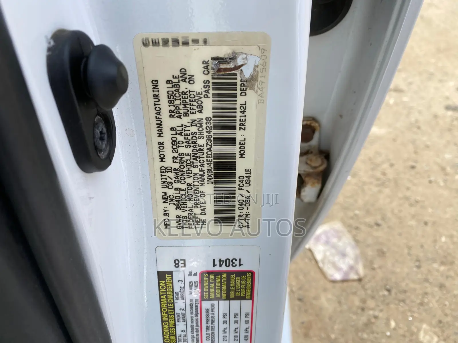 Toyota Corolla 2010 White