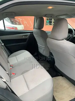 Toyota Corolla LE Plus 4dr Sedan (1.8L 4cyl CVT) 2015 Green