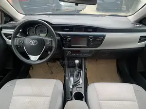 Toyota Corolla LE Plus 4dr Sedan (1.8L 4cyl CVT) 2015 Green