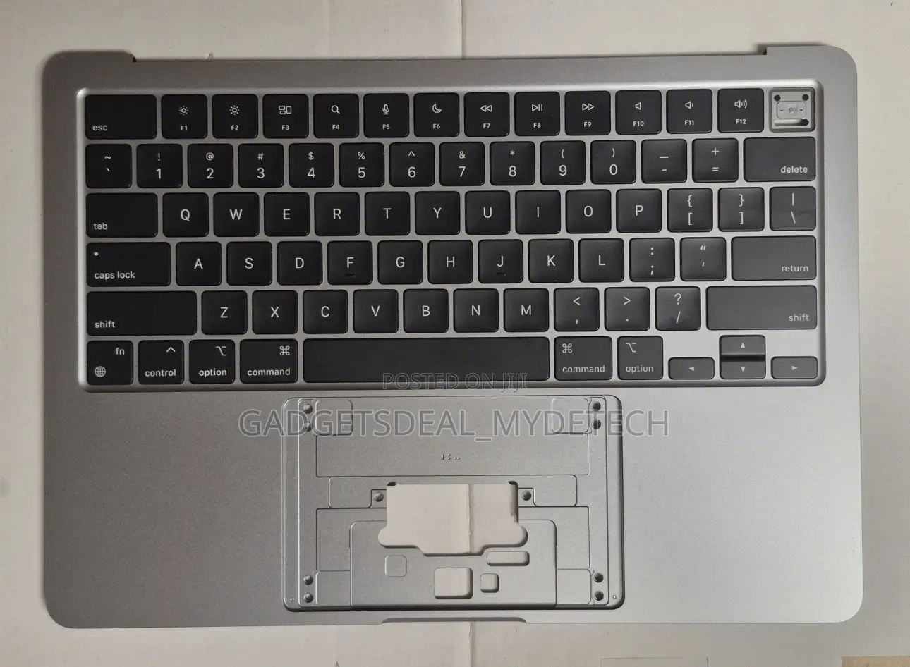 Macbook Air M2, M3 , A2681 Keyboard Palmrest Follow Come