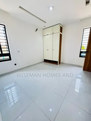 2bdrm Apartment in Harris Drive Lekki, VGC / Ajah for rent