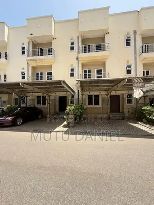 4bdrm Townhouse/Terrace in Wuye for sale