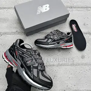 Original New Balance 1960u Black Castle Rock Team Red Sneakers