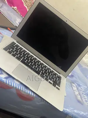Laptop Apple MacBook 2013 4GB Intel Core Ultra 5 HDD 128GB