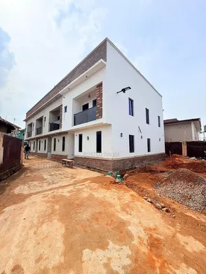 Furnished 3bdrm Duplex in Mende-Maryland for sale