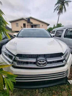 Toyota Highlander Limited 4x4 V6 (3.5L 6cyl 8A) 2018 White