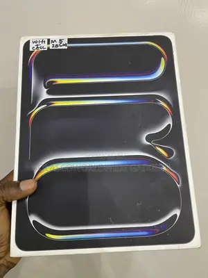 New Apple iPad Pro 13 (2025) 256 GB Black