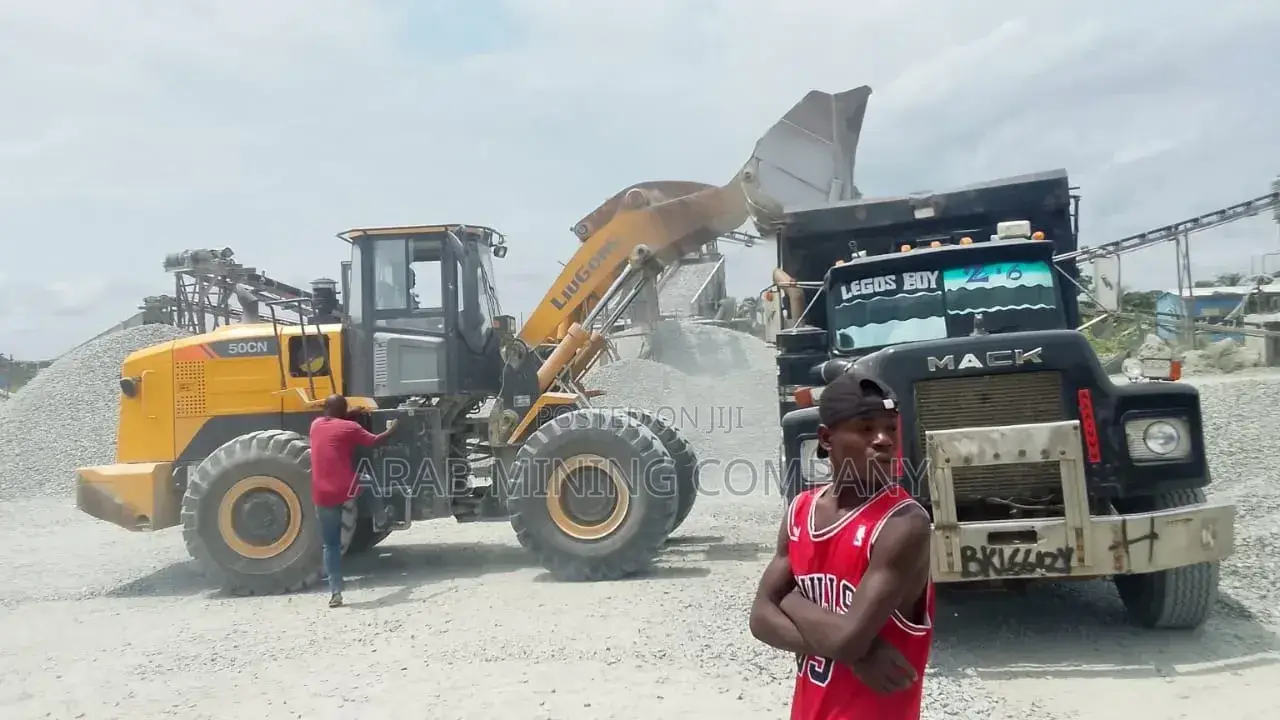 Wonder Irons Mining Chipping