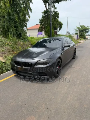BMW M5 2012 Black