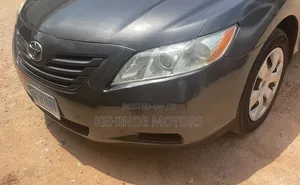 Toyota Camry LE 4dr Sedan (2.4L 4cyl 5A) 2008 Gray