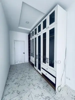 4bdrm Duplex in Lekki Expressway for rent