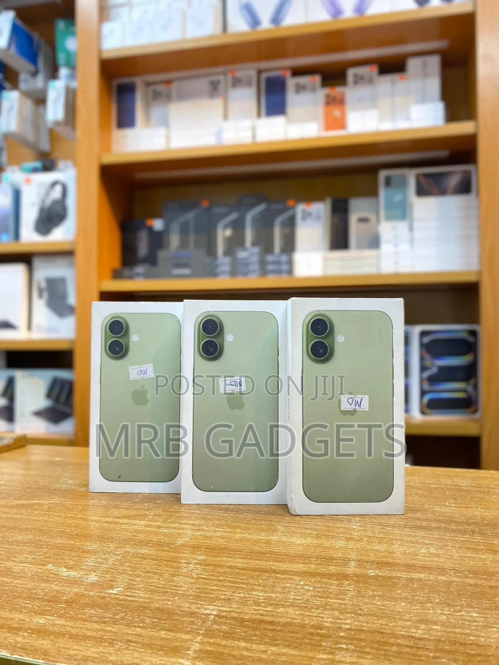 New Apple iPhone 17 256 GB