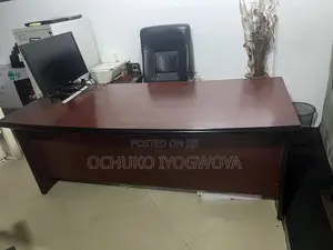 Executive Office Desk Chair