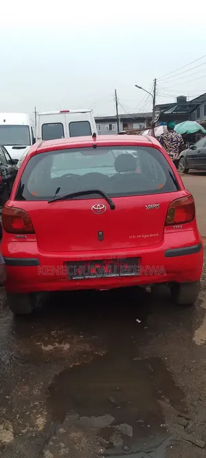 Toyota Yaris 2003 Red