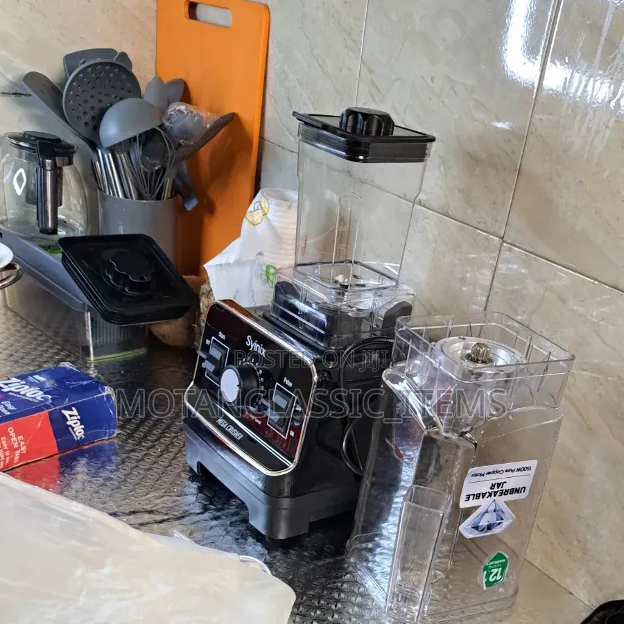Syinix Mega Crush Blender (2 Cups, Powerful)