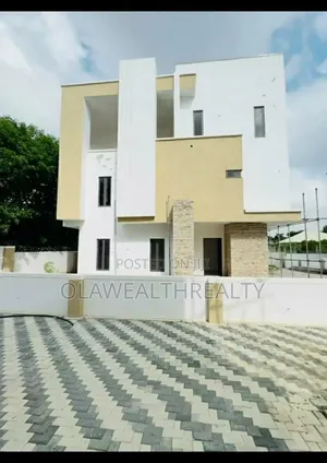5bdrm Duplex in Asokoro for sale