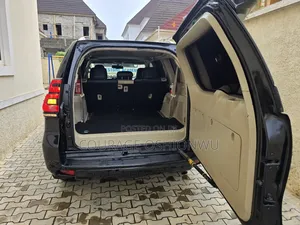 Toyota Land Cruiser Prado 4.0 Petrol TX-L 2017 Black