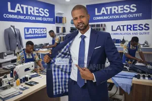 Latress Outfit and Communicatons