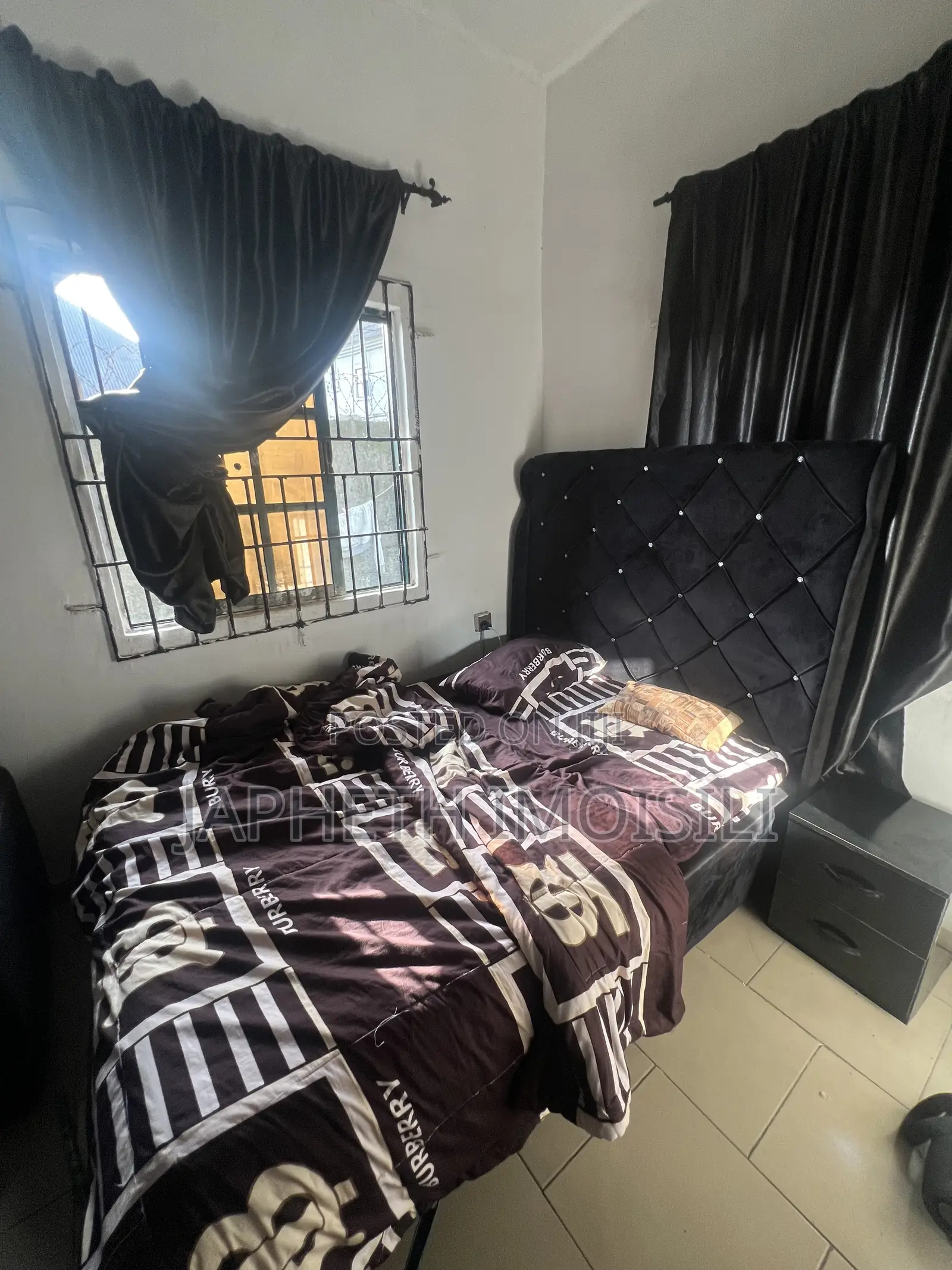 6by4 Bed Frame With the Bed