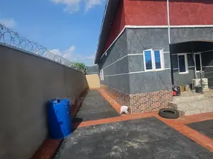 6bdrm Block of Flats in Asipa Tipper Garage, Akala Express for sale