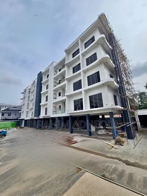 3bdrm Apartment in Ikeja Gra for sale